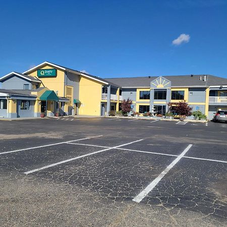 Quality Inn Grand Rapids Near Downtown Wyoming Bagian luar foto