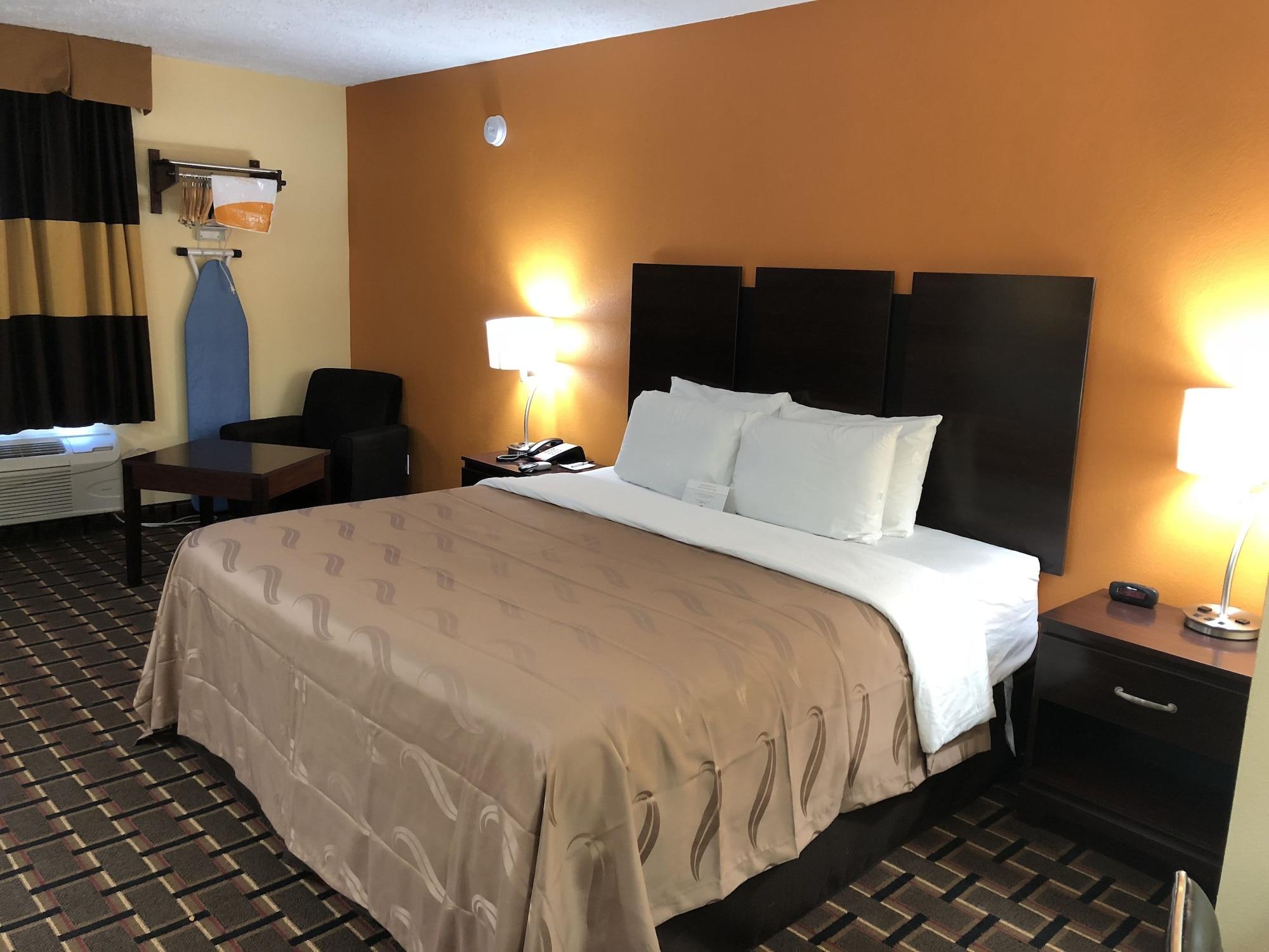 Quality Inn Grand Rapids Near Downtown Wyoming Bagian luar foto