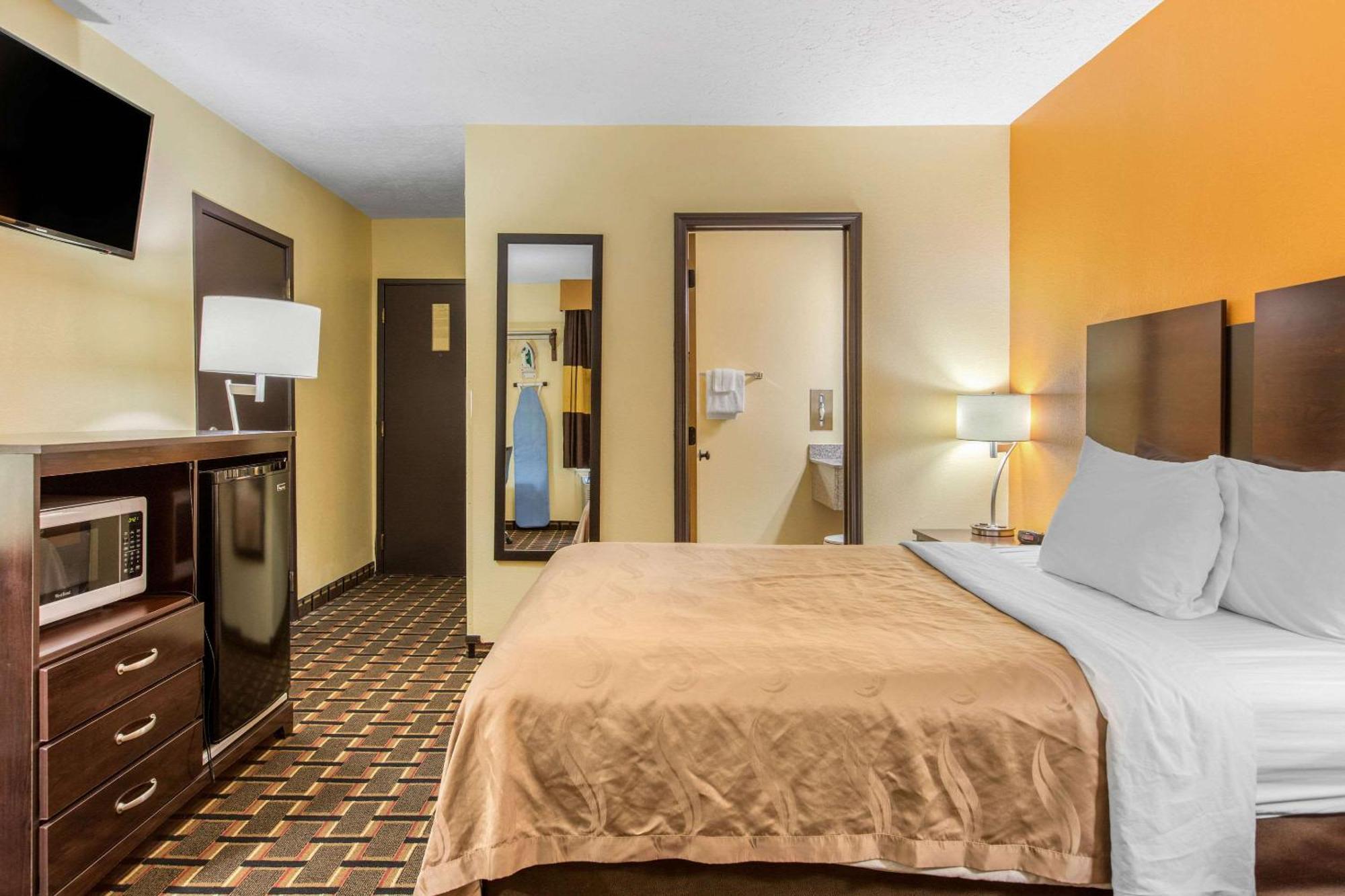 Quality Inn Grand Rapids Near Downtown Wyoming Bagian luar foto