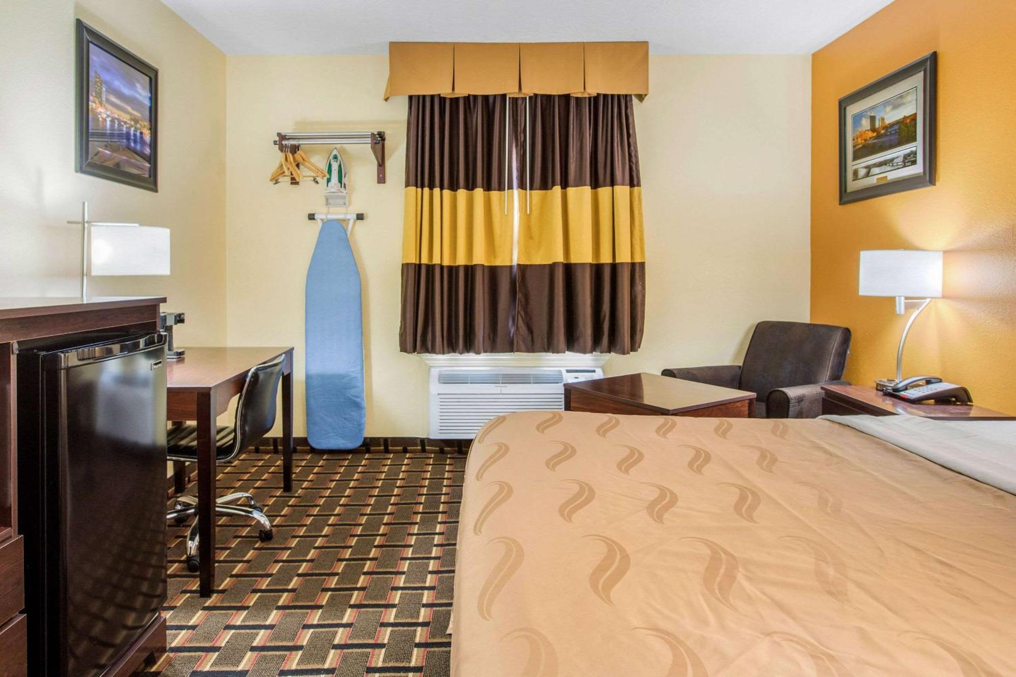Quality Inn Grand Rapids Near Downtown Wyoming Bagian luar foto