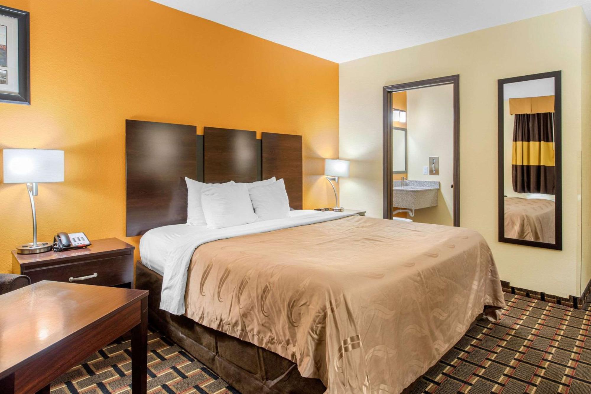 Quality Inn Grand Rapids Near Downtown Wyoming Bagian luar foto