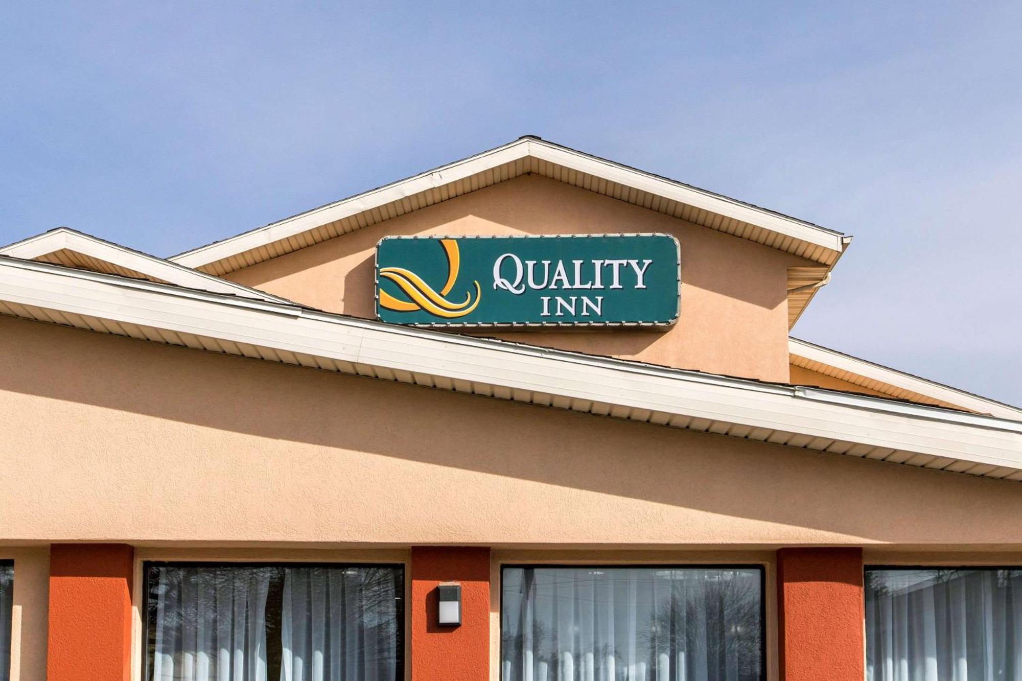 Quality Inn Grand Rapids Near Downtown Wyoming Bagian luar foto